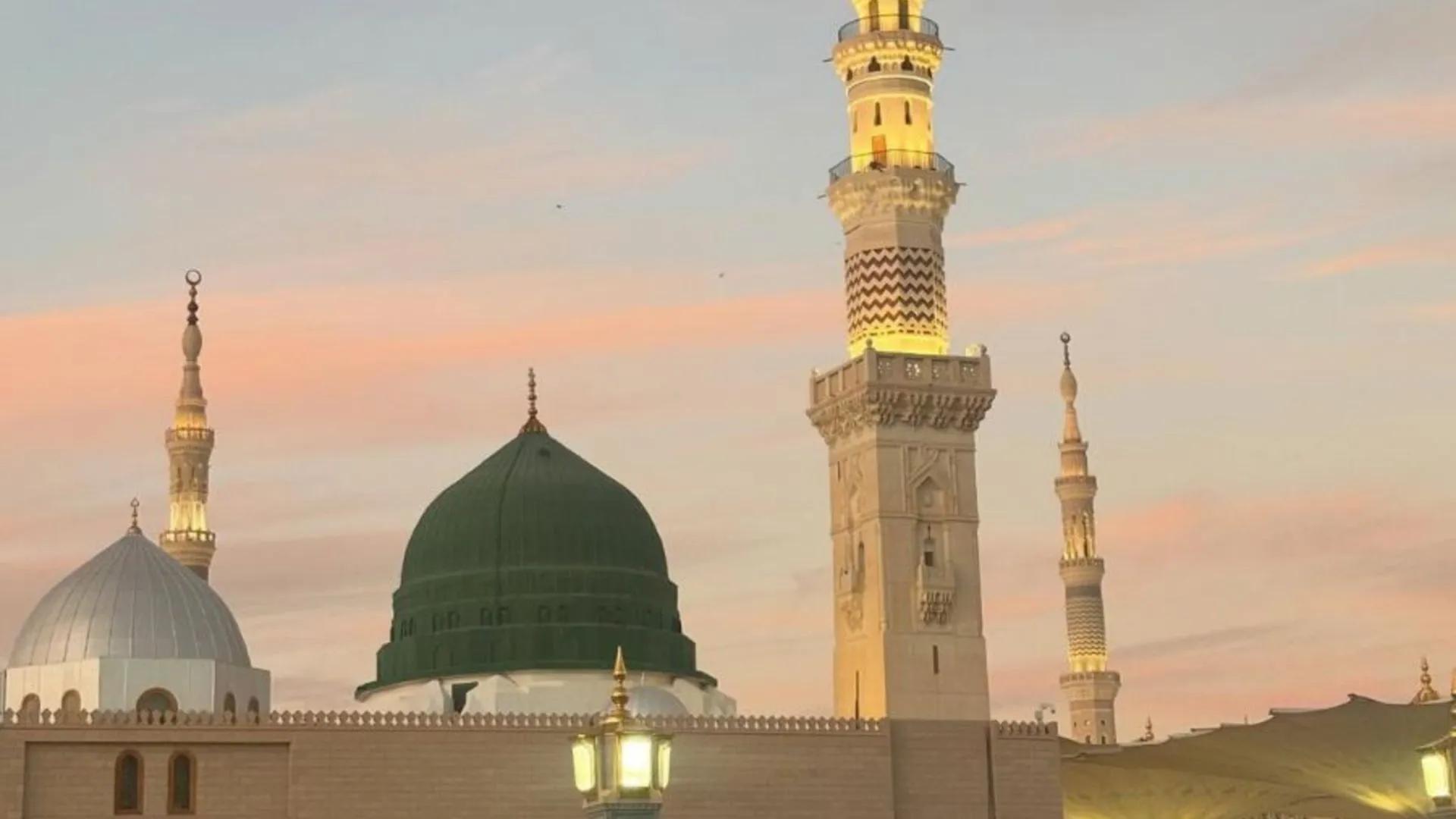 Plan Your Sacred Journey: 5 Star Umrah Packages